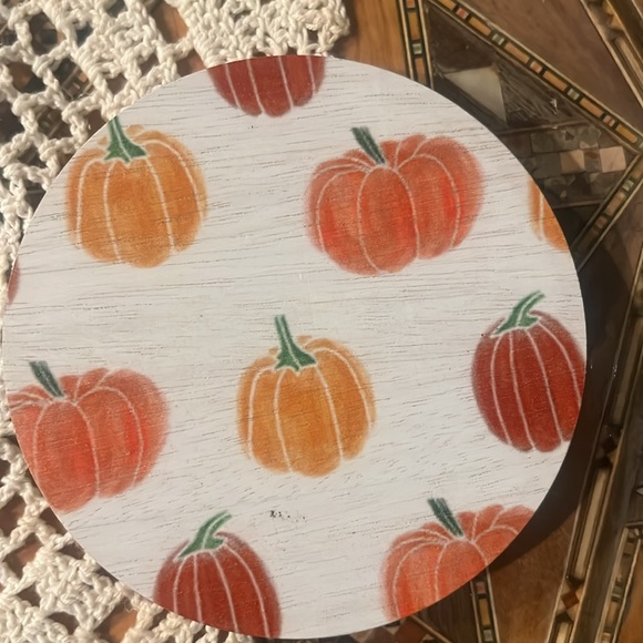 Pumpkin Spice Scented Candle - Picture 4 of 10